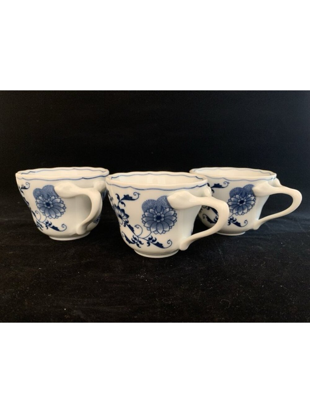 Vintage Blue Danube Japan Demitasse Cups Set of 3 Blue Onion Porcelain Tea Cups